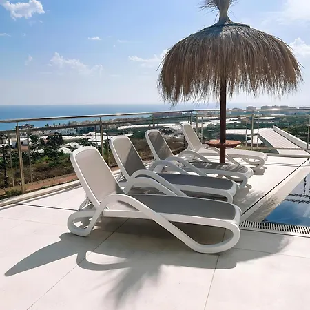 Andaluz Getaway Villa *